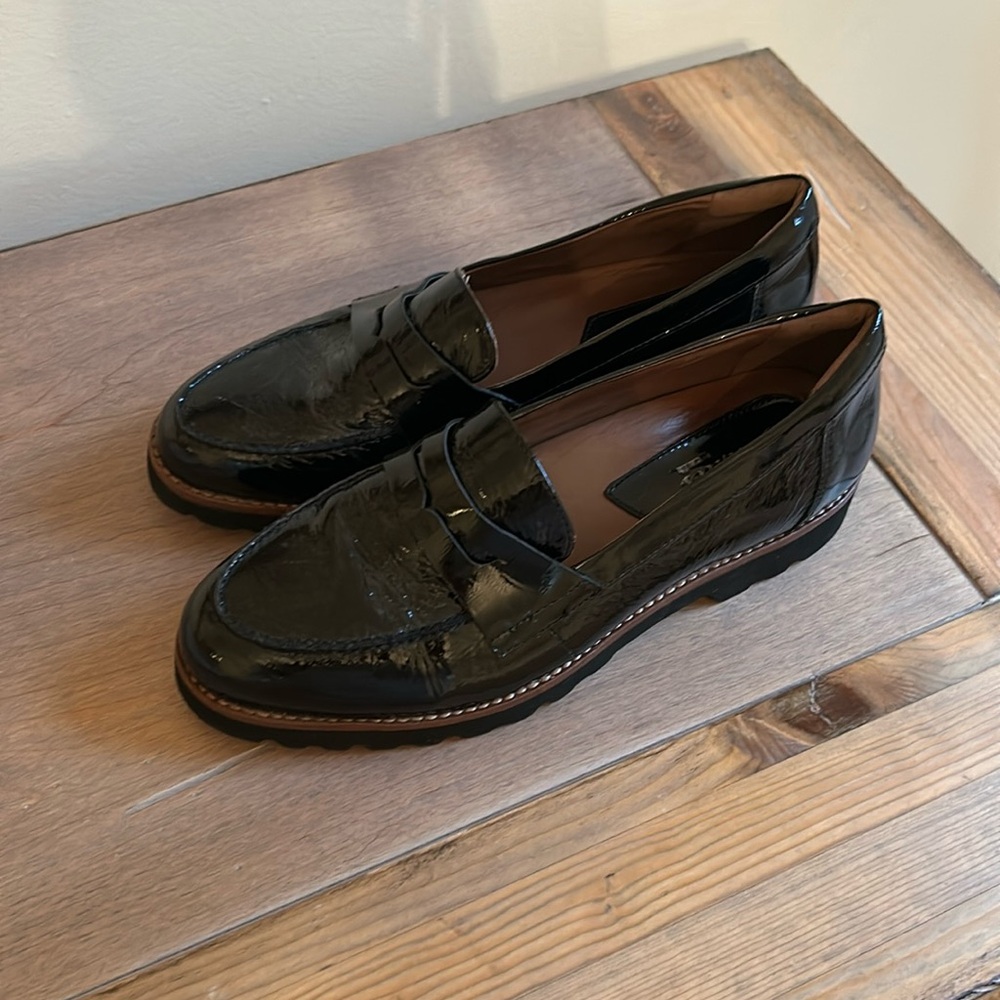 Earthies patent leather loafers